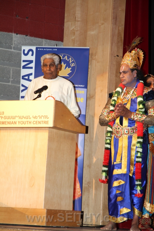 LORDKRISHNA-TORONTO300313SEITHY (414)